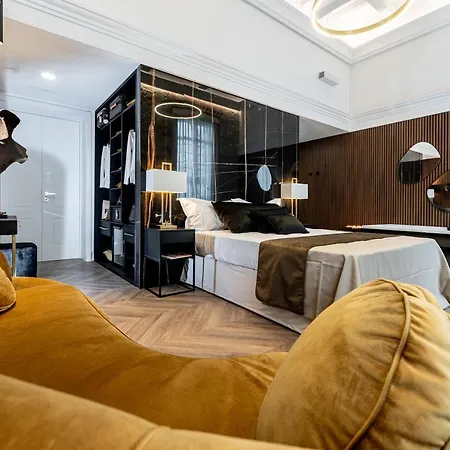 Nero Luxury Affittacamere *